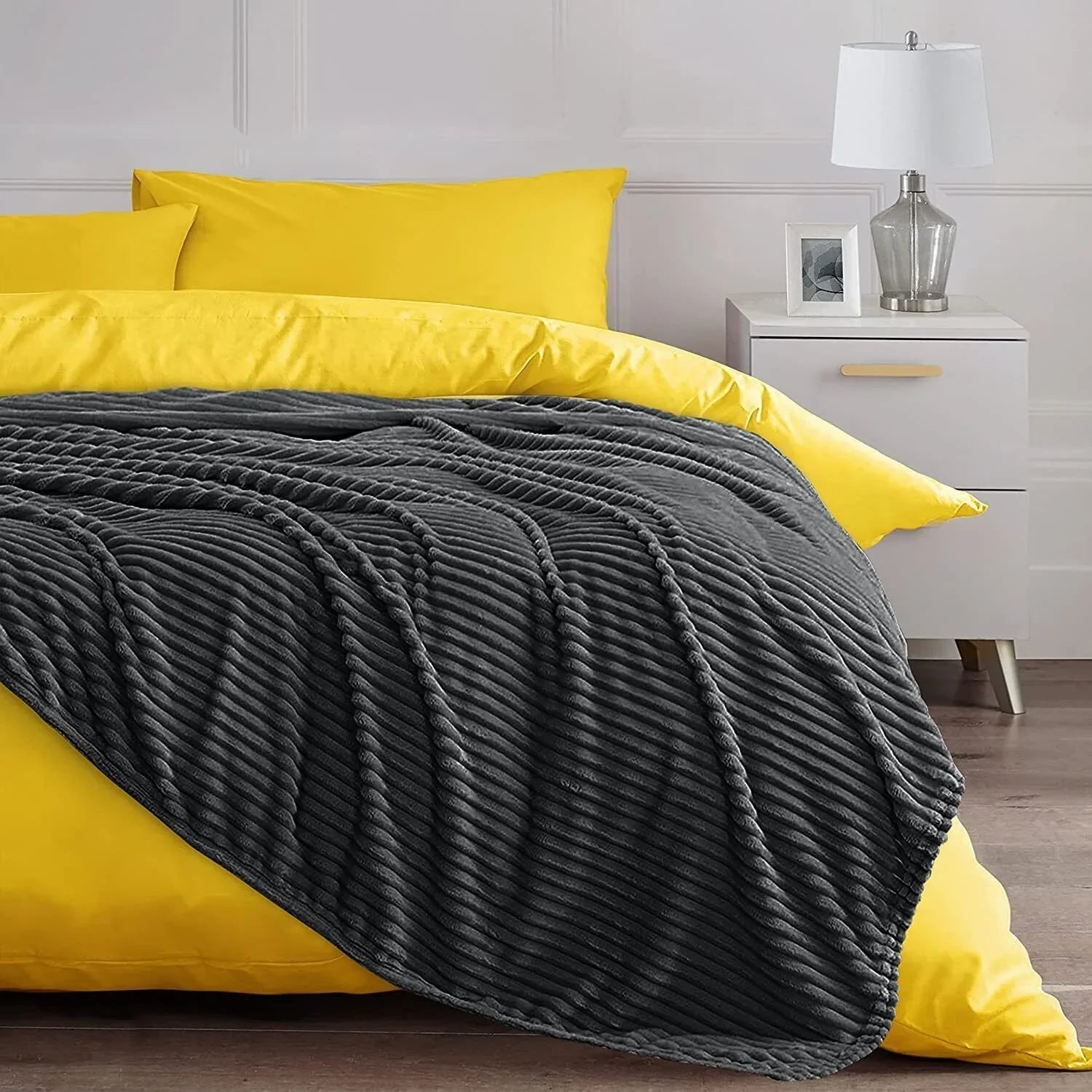 Luxury Corduroy Faux Fur Fleece Throw 150 x 200 cm